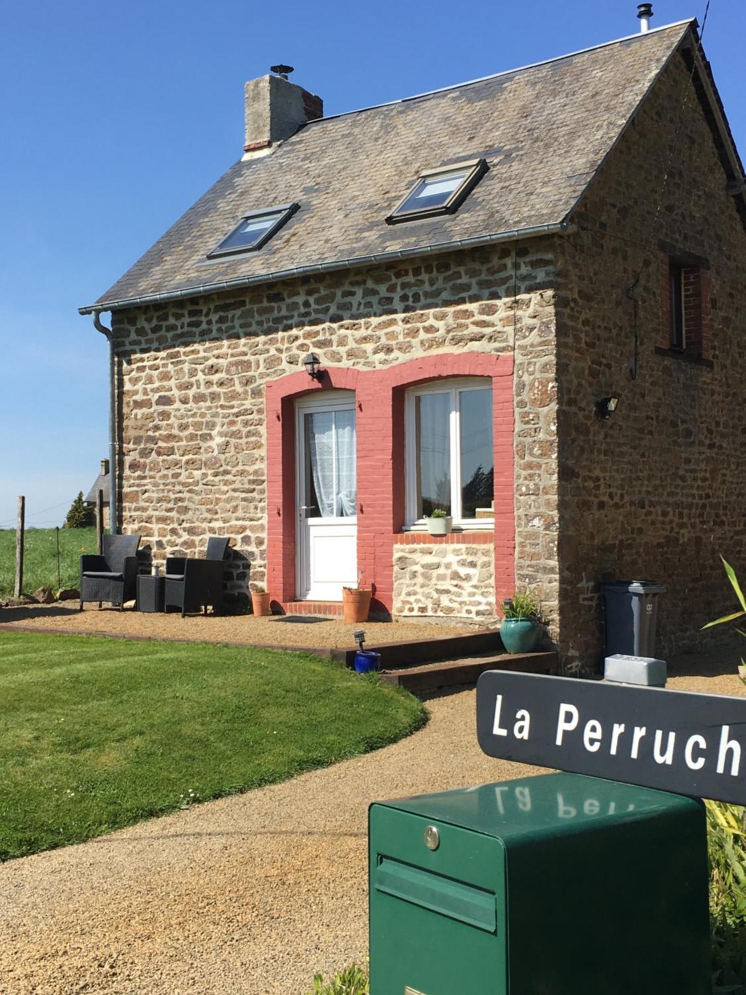 La Perruche Holiday Gite Heussé Exteriör bild